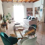 펜션 Casa An'anasha 루이노